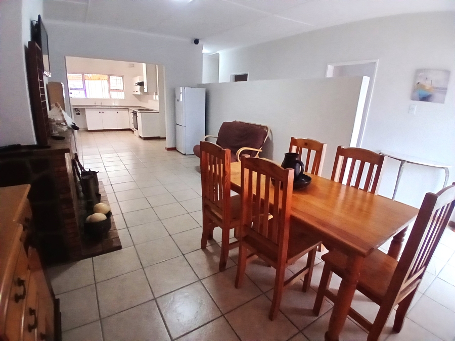 To Let 2 Bedroom Property for Rent in Lochnerhof Western Cape